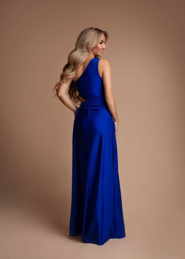 Сатиновое асимметричное платье с печенками синего цвета